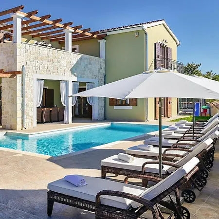 Rajana Hébergement de vacances